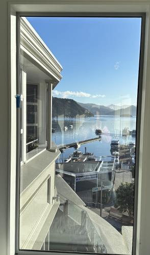 Oxleys 501 3 Bedroom Penthouse — 4-Star Luxury Hotel in Picton, New Zealand