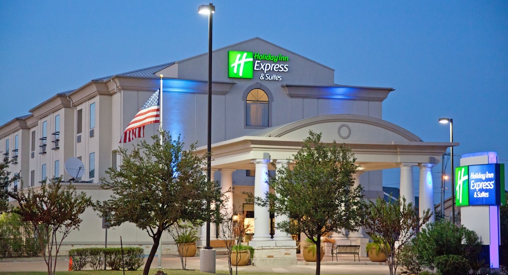 Holiday Inn Express & Suites College Station by IHG - photo 61
