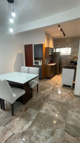 Flat aconchegante in Cabo Frio, Brasil