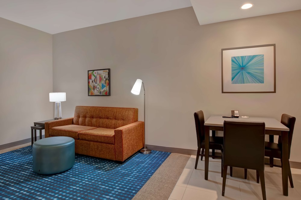 Home2 Suites by Hilton Charlotte Northlake - photo 23