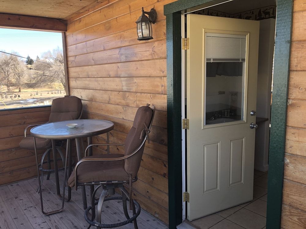 Rustic Inn Motel - photo 13