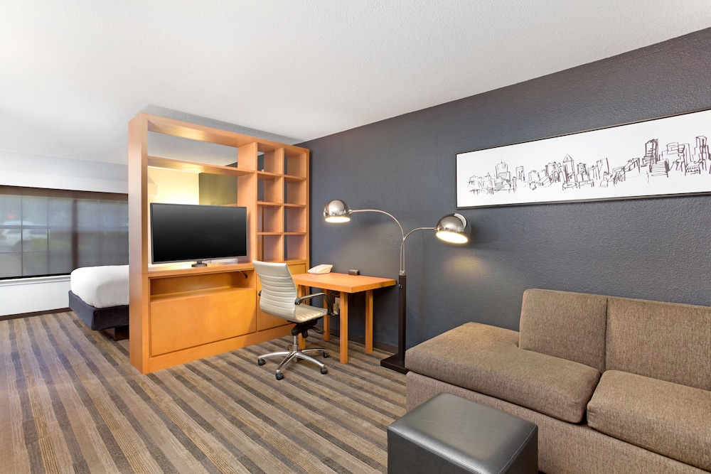 Hyatt House Austin Arboretum - photo 13