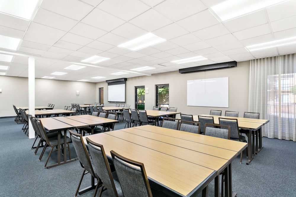 Sonesta Select Greenbelt College Park - photo 34