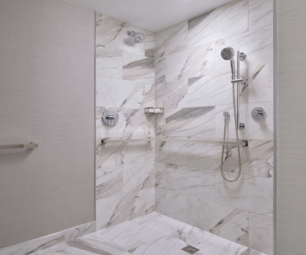 Embassy Suites by Hilton Washington D.C. Convention Center - photo 28