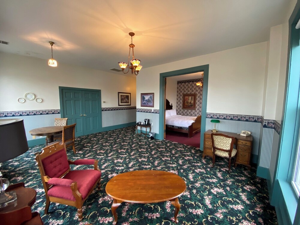 Decker Hotel - photo 40