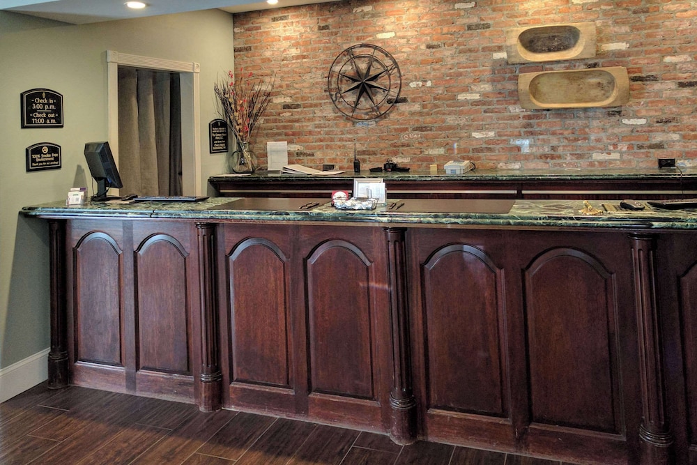 The Century House Ascend Hotel Collection - photo 3