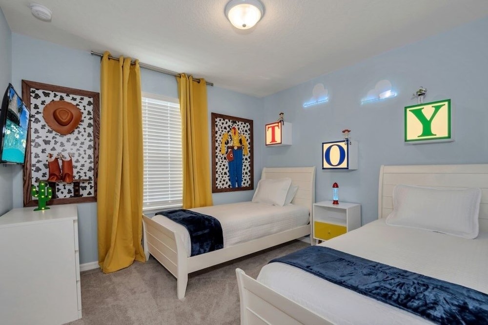 Brand New Home In Top Rated Resort Solterra 5 Bedroom Townhouse by Redawning - photo 8