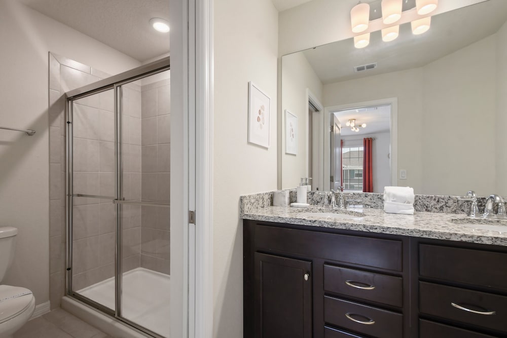 Relax in Style Pool Resort Amenities Near Disney - photo 25