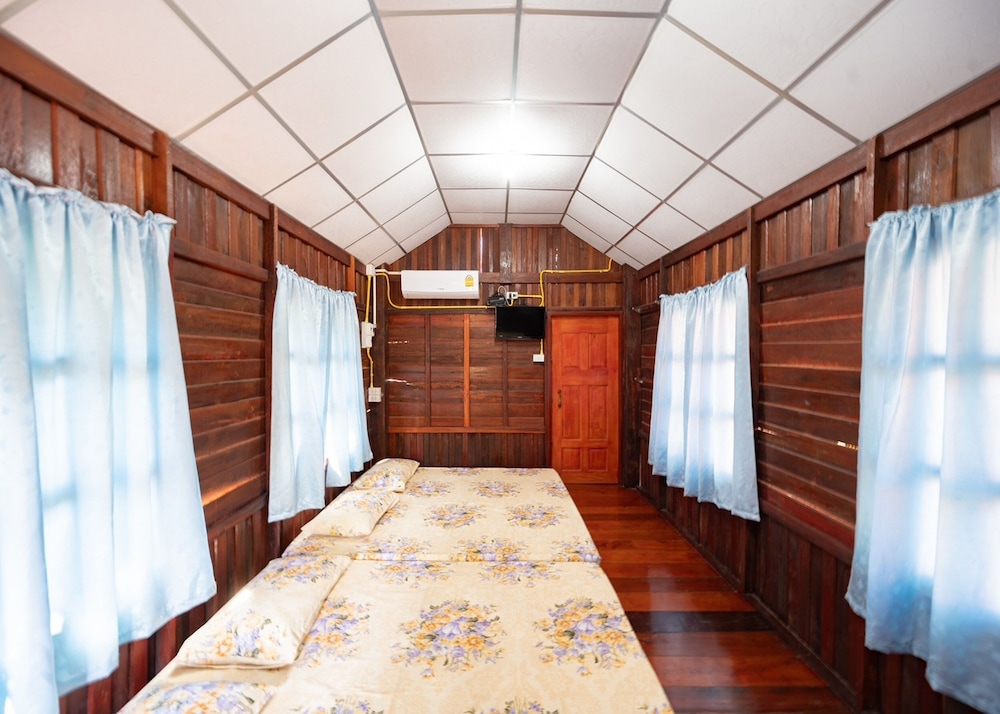 Baan Pak Wangthong — Ban Dung — photo 4