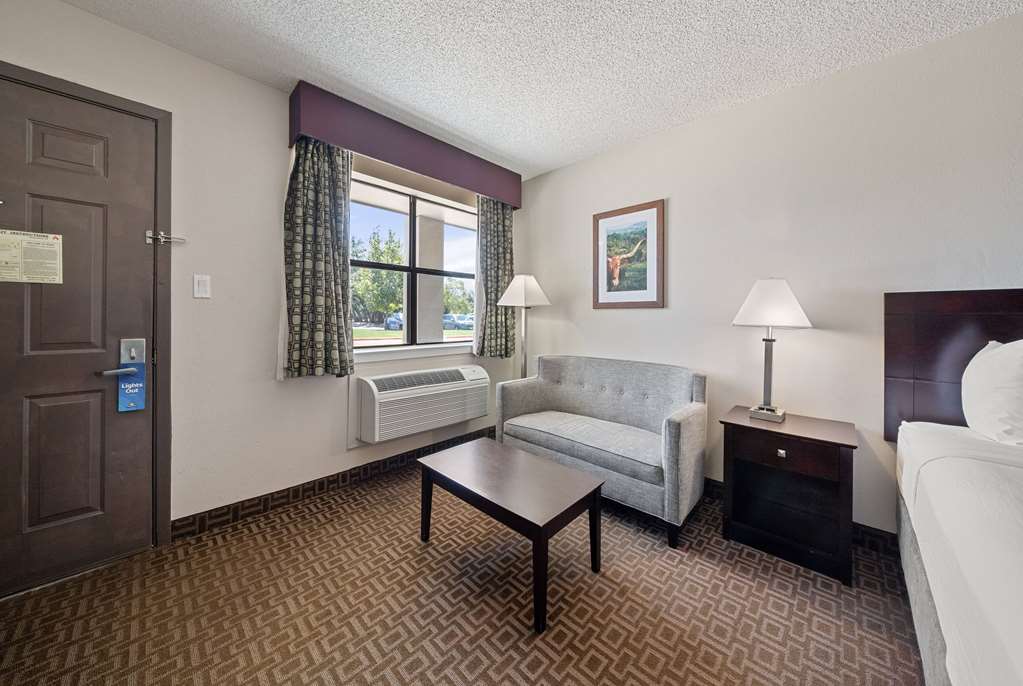 Days Inn by Wyndham Round Rock - photo 13