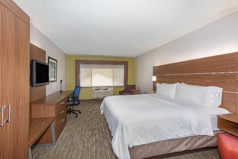 Sleep Inn & Suites Tempe ASU Campus - photo 87