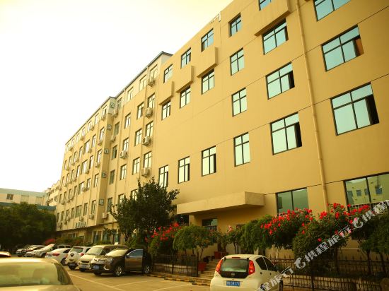 Jinhai Zhixing Hotel — hotel in Nanyang