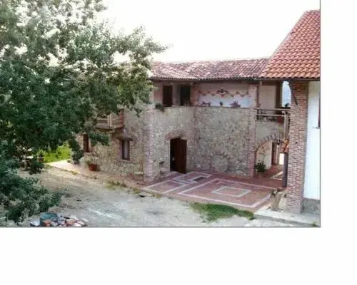La Martinella — hotel in Canelli