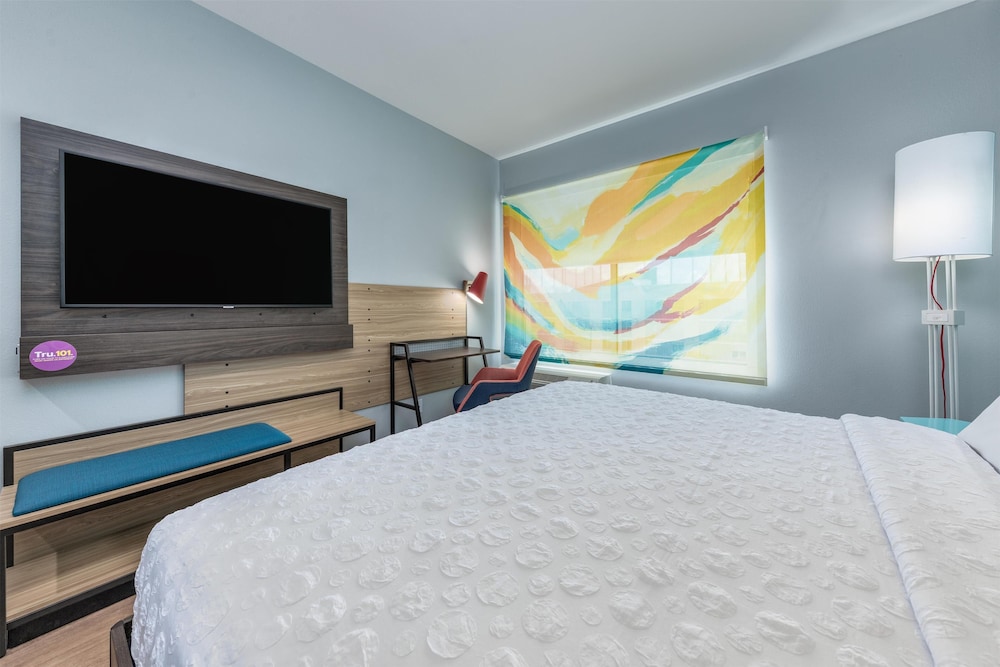 Tru by Hilton The Colony Dallas - photo 12