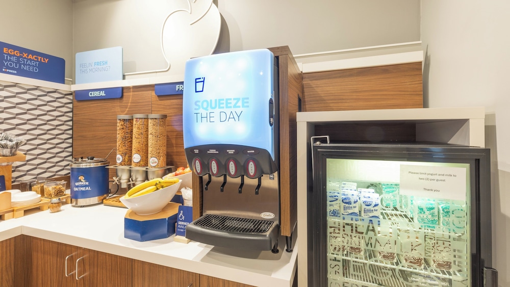 Holiday Inn Express Bellingham by IHG - photo 61