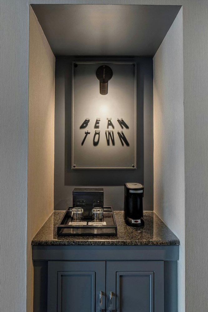 Renaissance Boston Seaport District - photo 24