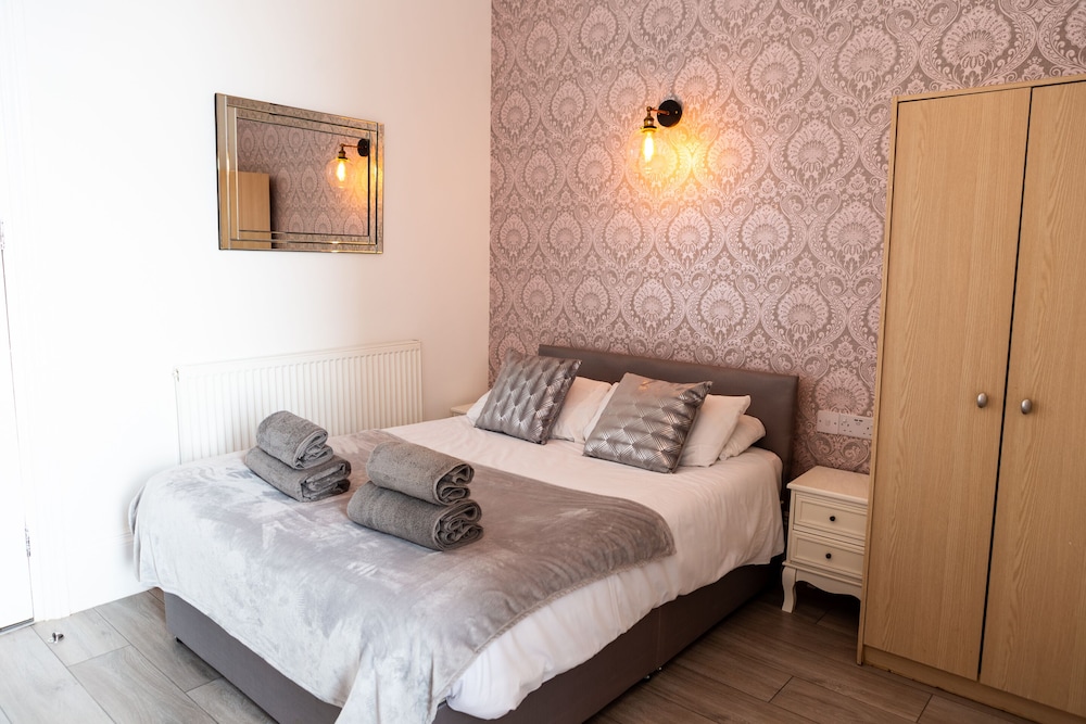 Highlands Hotel — hotel in Hastings