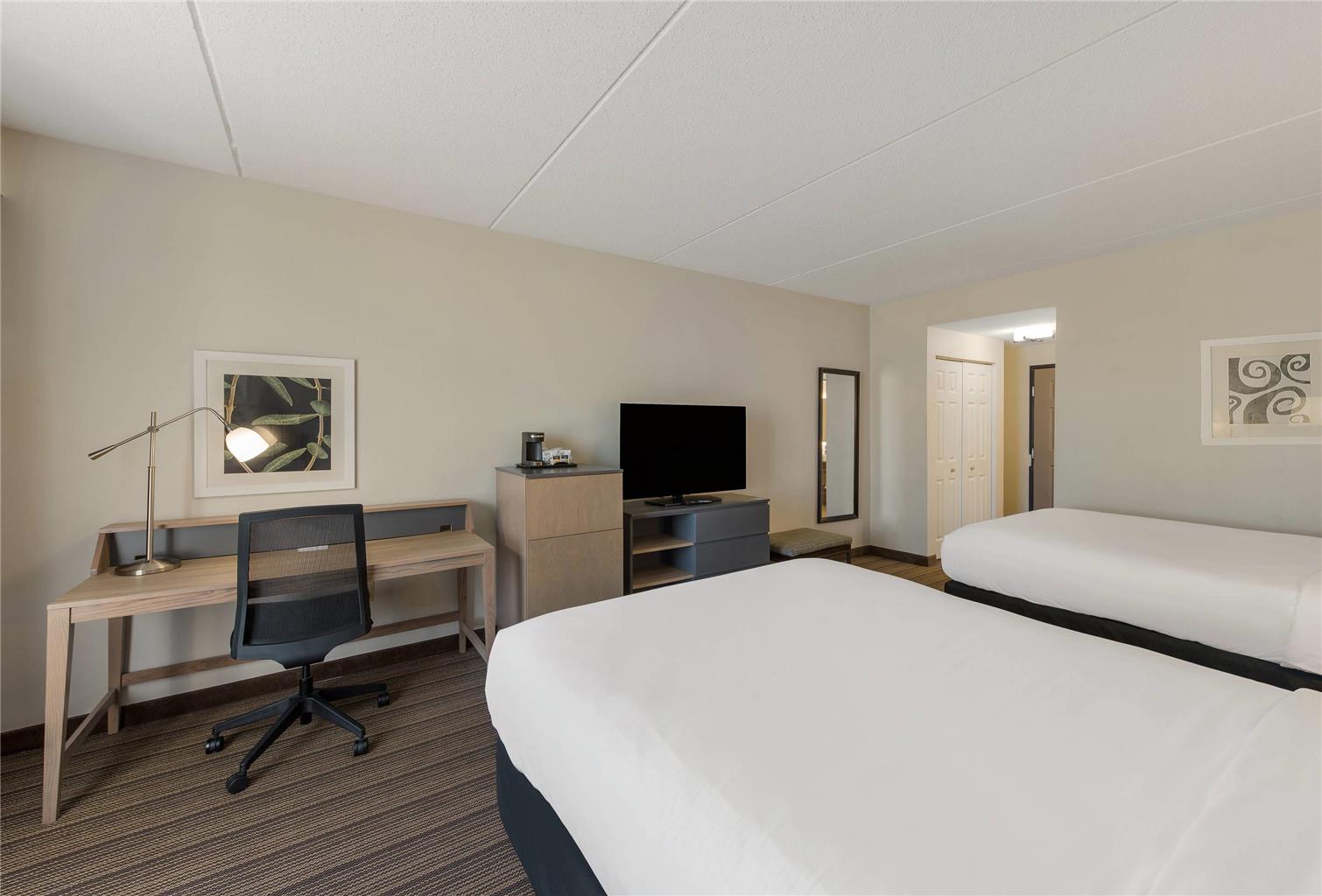 Country Inn & Suites by Radisson Findlay OH - photo 10