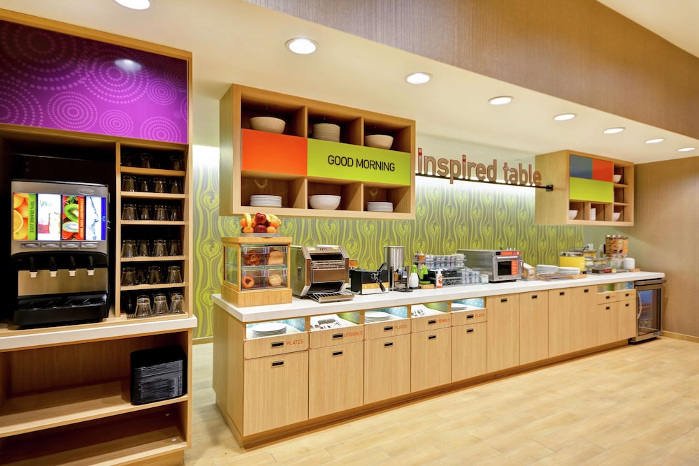 Home2 Suites by Hilton at the Galleria - photo 20
