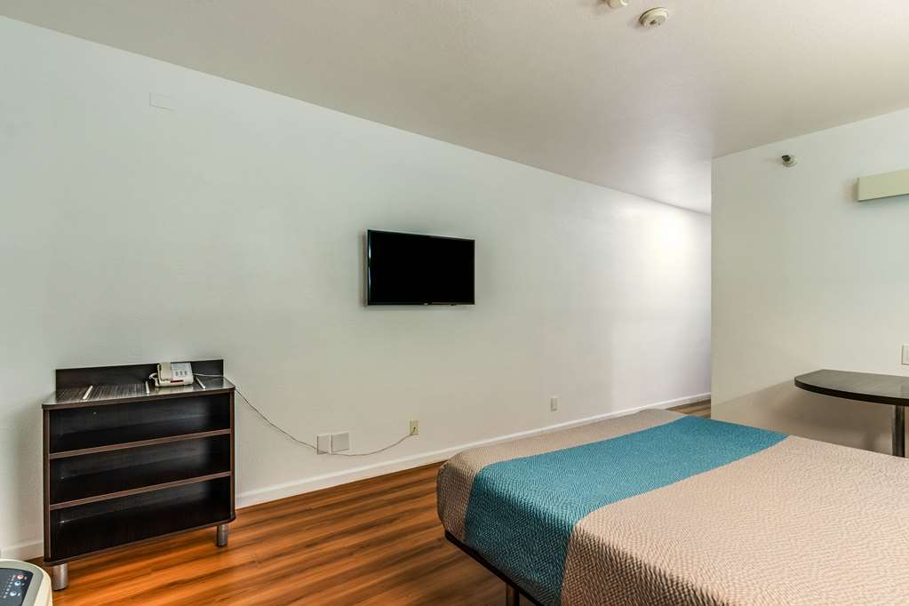 Motel 6 Fountain Valley CA Huntington Beach Area - photo 14