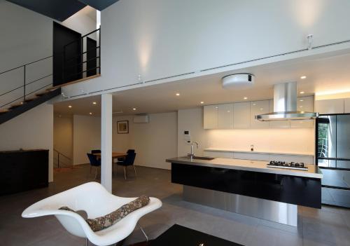 Spacious Home in Ebisu Heart of Tokyo — 4-Star Luxury Hotel in Tokyo, Japan