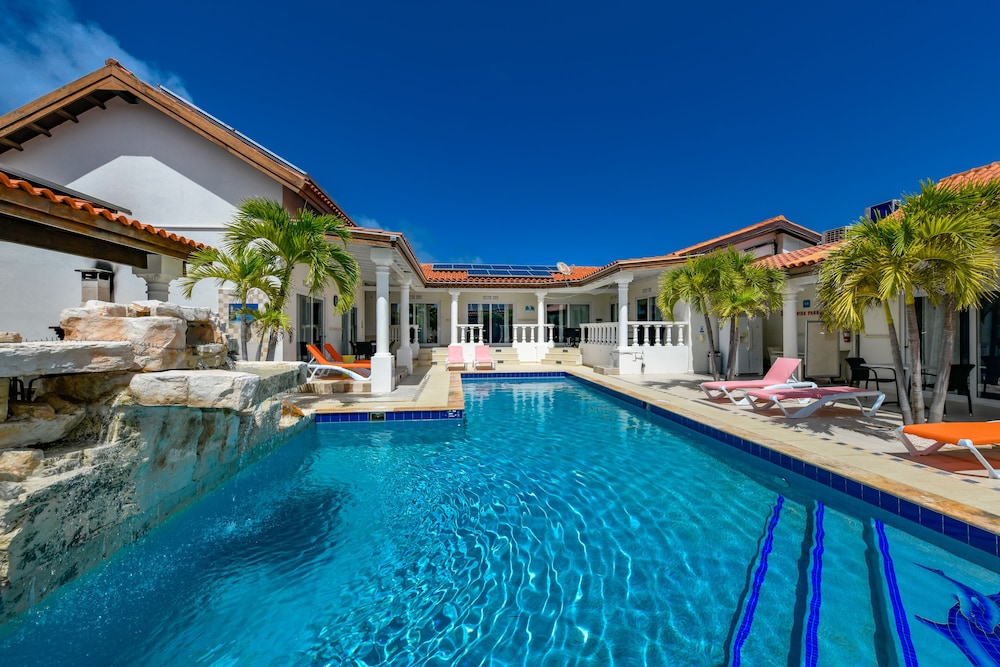 Swiss Paradise Aruba in Noord, Aruba