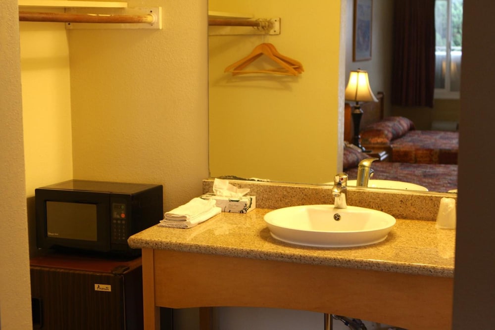 San Luis Inn And Suites - photo 37
