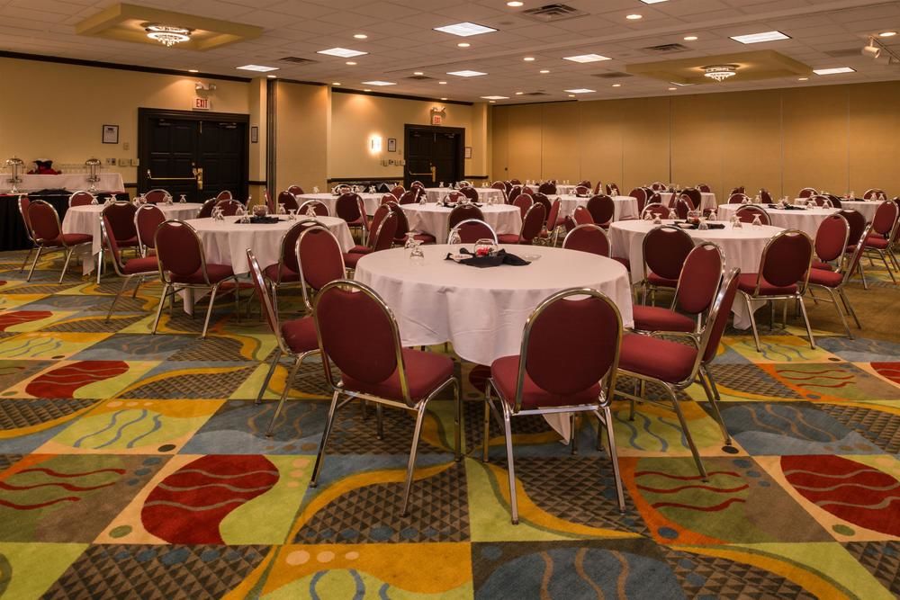 Ramada Plaza Rochester Airport - photo 109