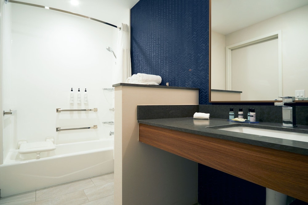 Fairfield Inn & Suites by Marriott Palmdale West - photo 20