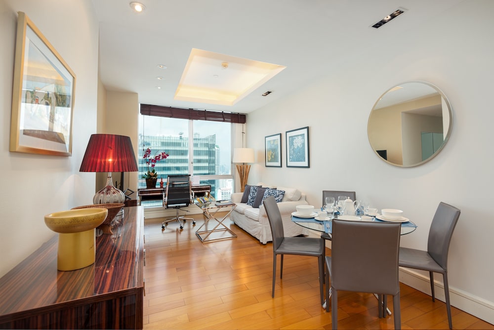 2 Bed Serviced Penthouse Skyvillas