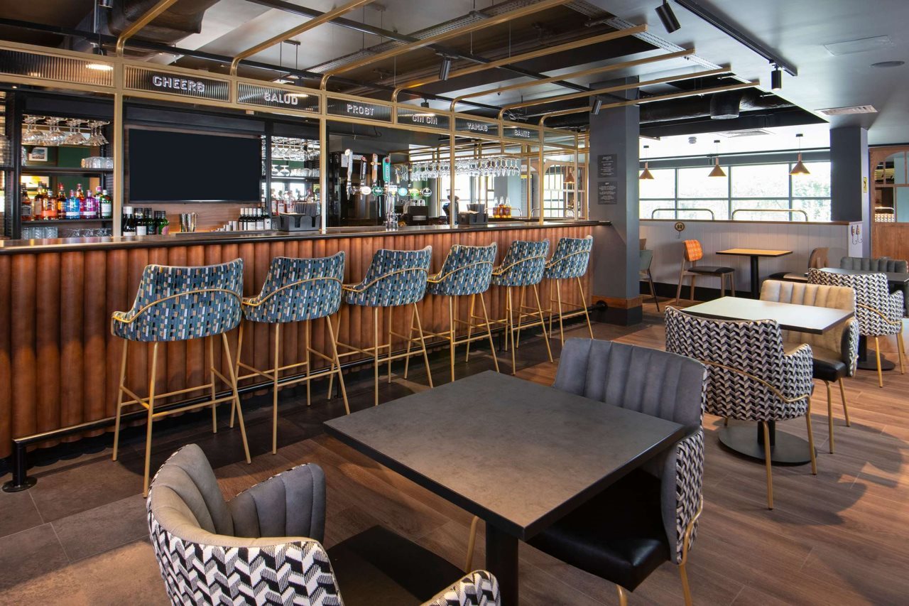 Ibis Styles London Gatwick Airport — Crawley