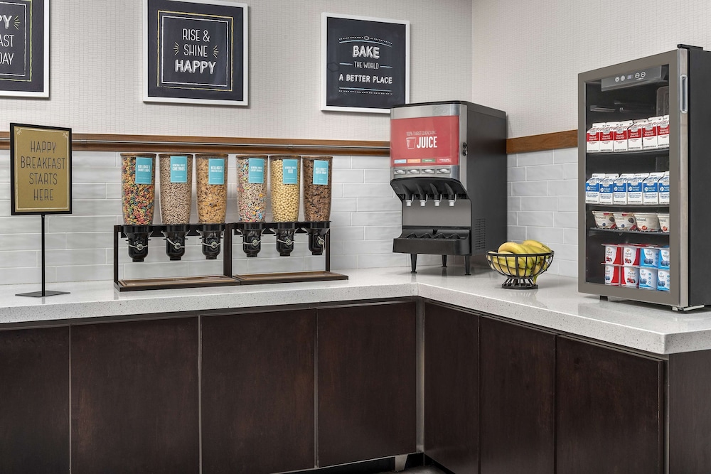 Hampton Inn Birmingham I 65 Lakeshore Drive - photo 22