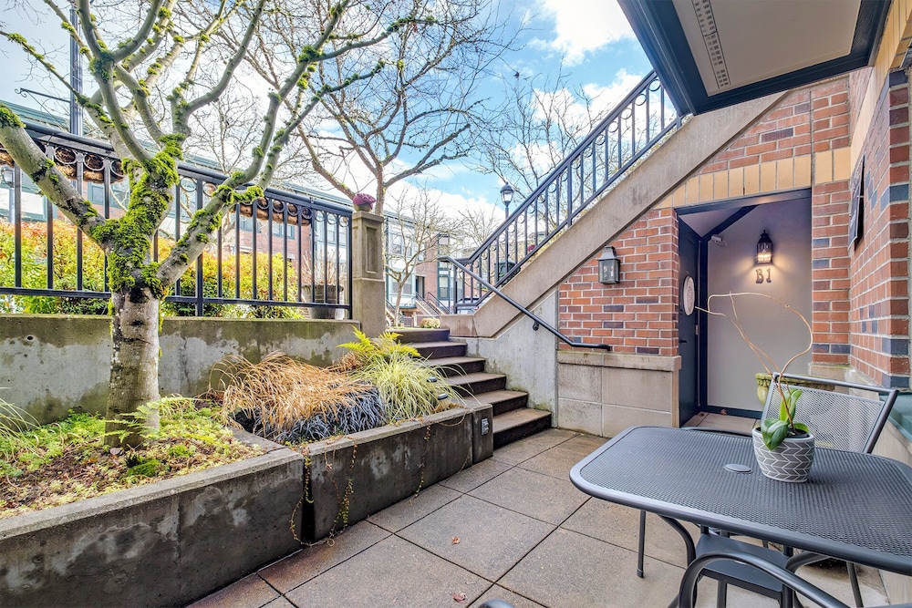 The Orenco Station Hotel - photo 152
