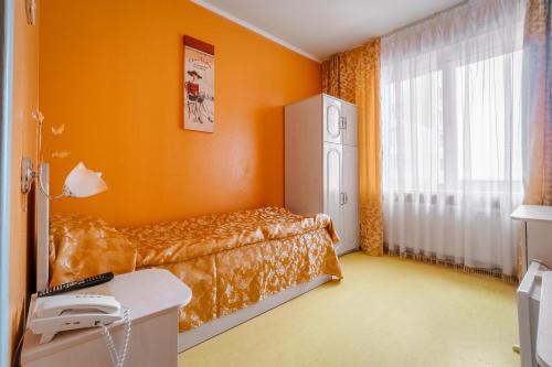 Snezhnaya koroleva — hotel in Chornomors'k