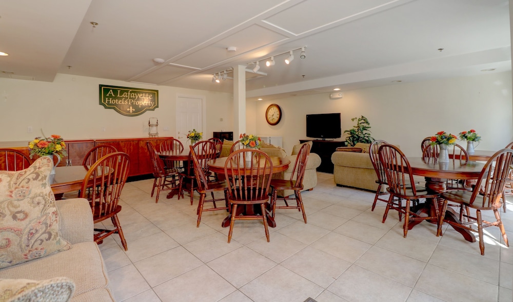 Sea View Inn - photo 83