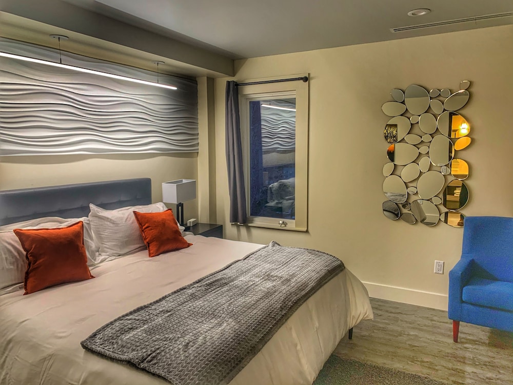 Manhattan Hotel Salida - photo 10