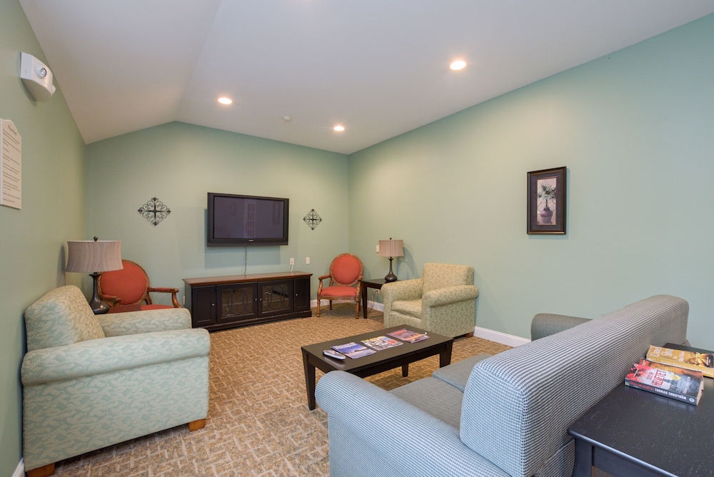 Coachman Inn - photo 38