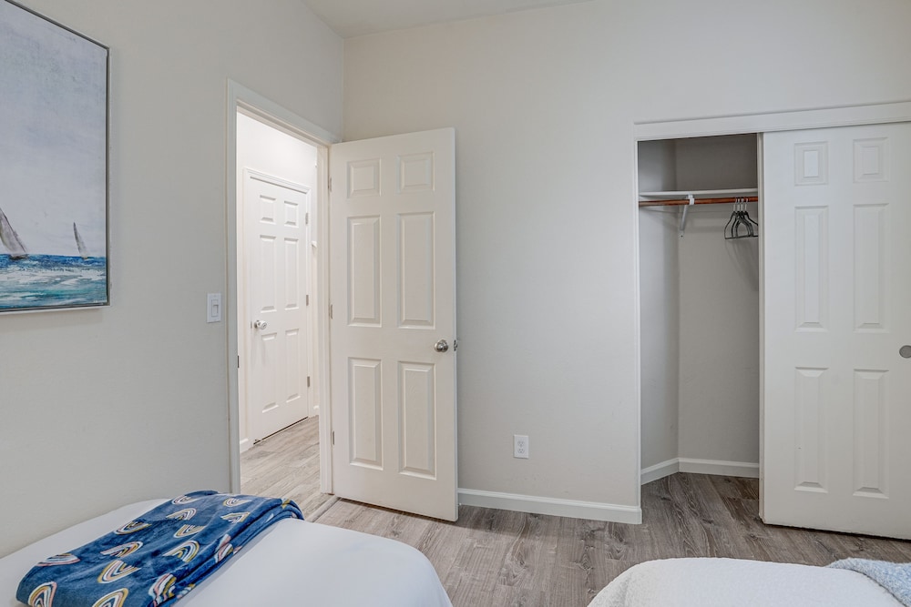Richmond Vacation Rental: 1 Mi to Shoreline - photo 6