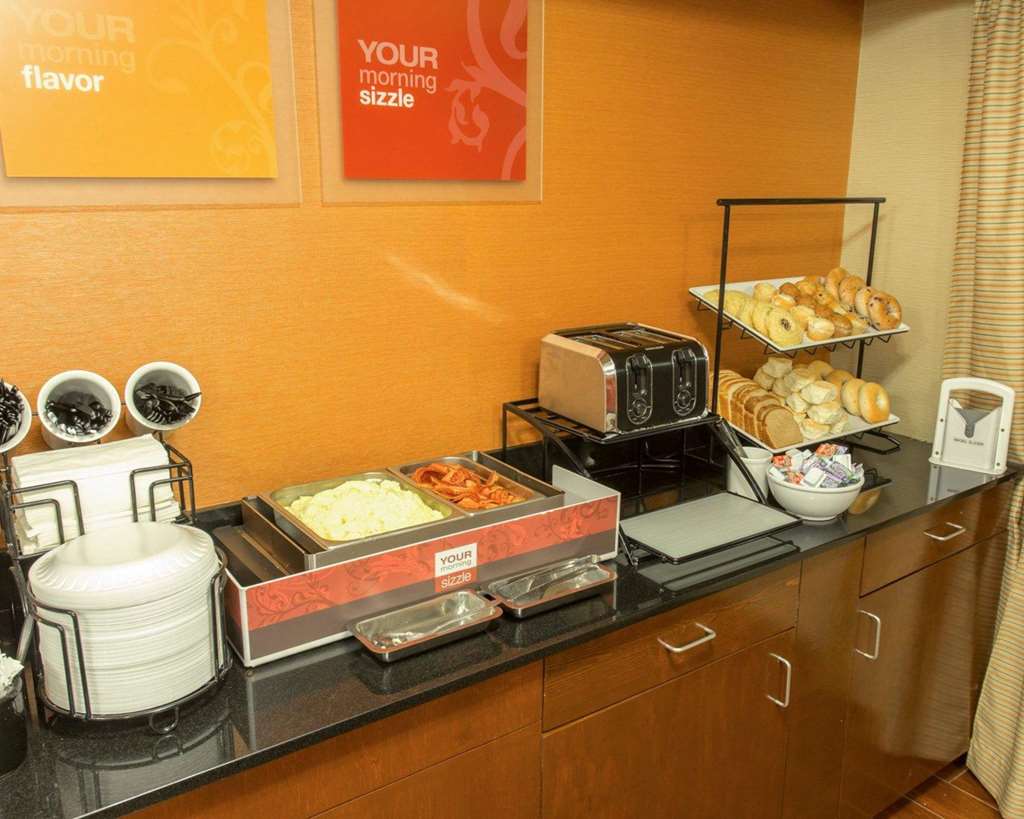 Comfort Inn Hammond - photo 30