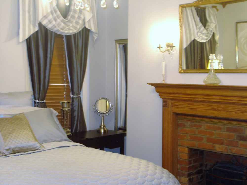 South Broadway Manor - photo 13