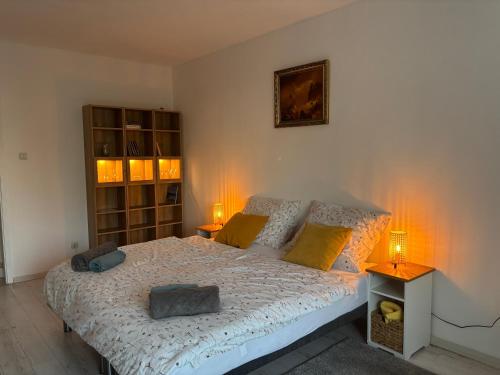 Dóra Apartman — 4-Star Luxury Hotel in Balatonfured, Hungary