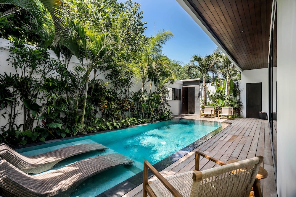 Villa Wilma 3BR villa ricefield & sunset view near beach — 4-Star Luxury Hotel in Canggu, Indonesia