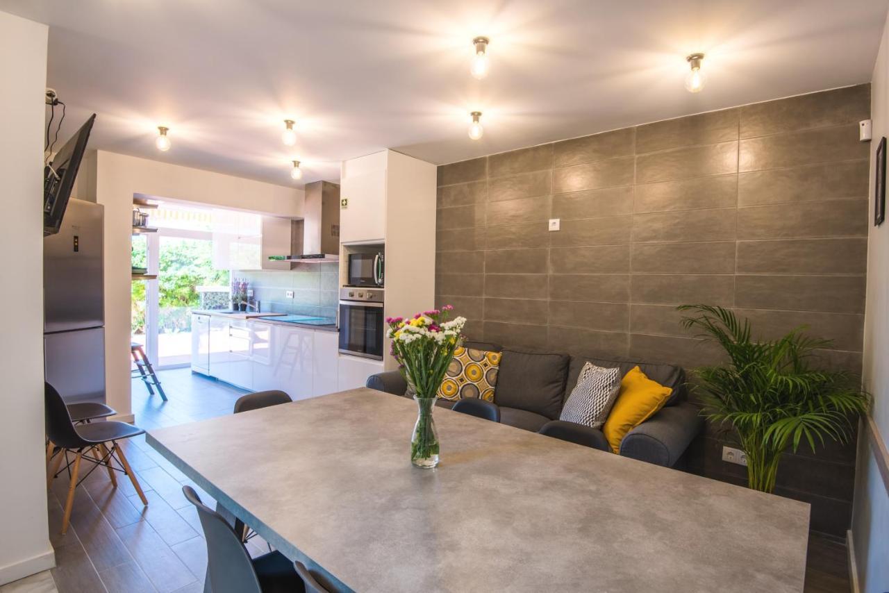 Grand Beach House Bliss by Timecooler — 4-Star Luxury Hotel in Carcavelos, Portugal