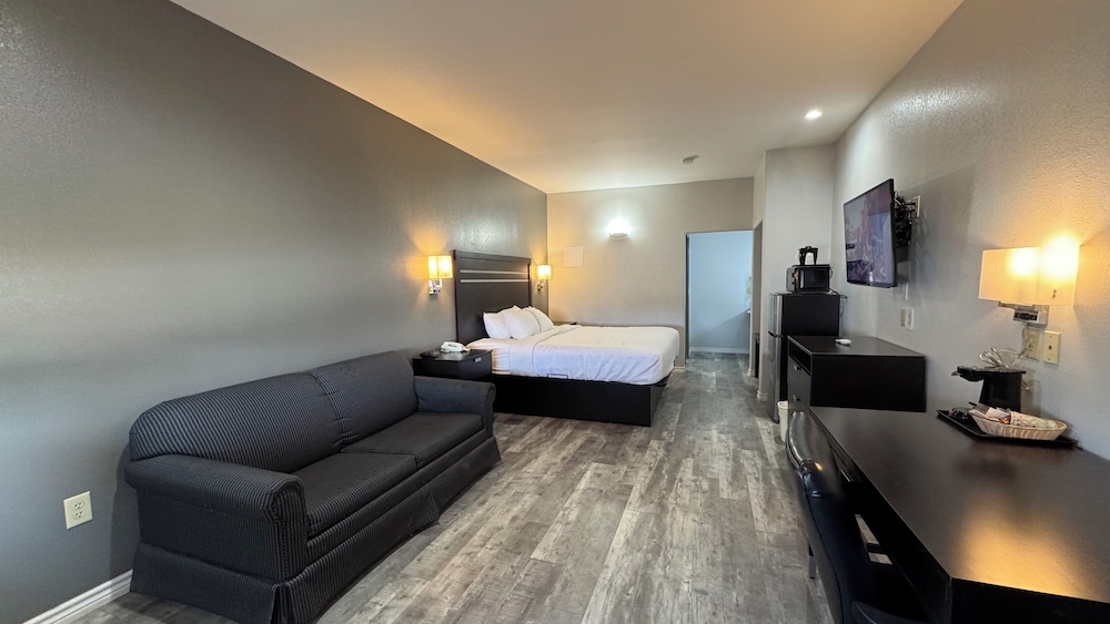 Sunbridge Inn and Suites - photo 28