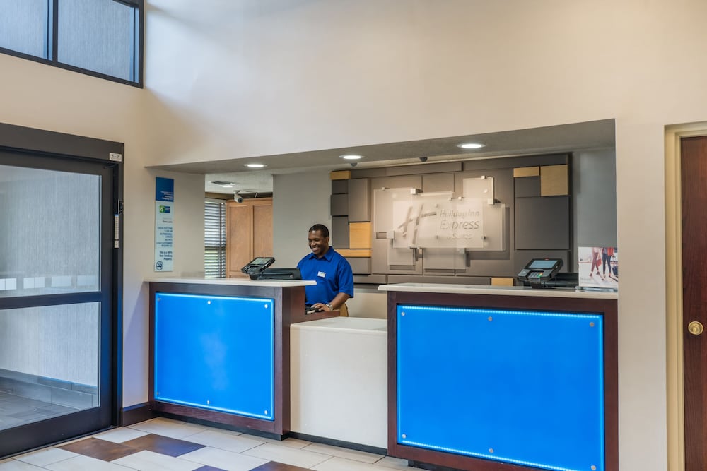 Holiday Inn Express Ft Payne by IHG - photo 43