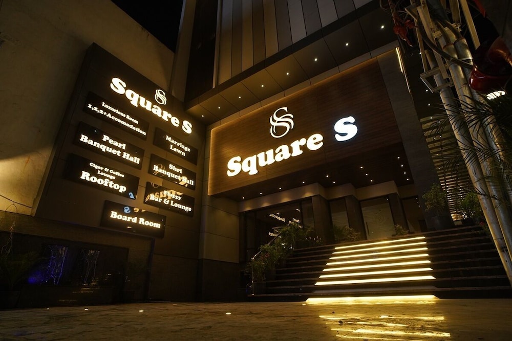 Hotel Square S