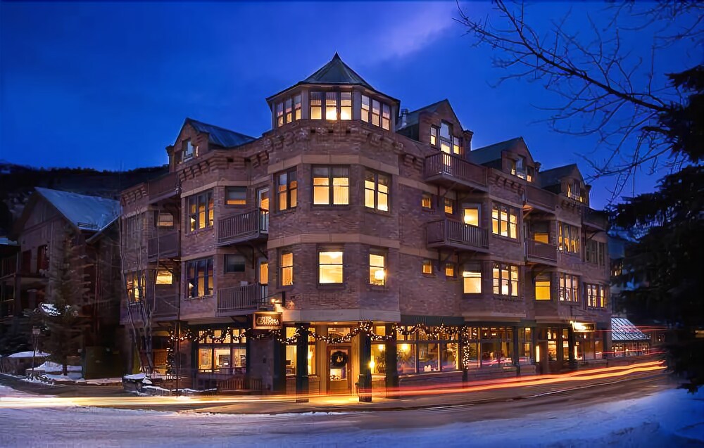 Columbia Hotel - photo 16