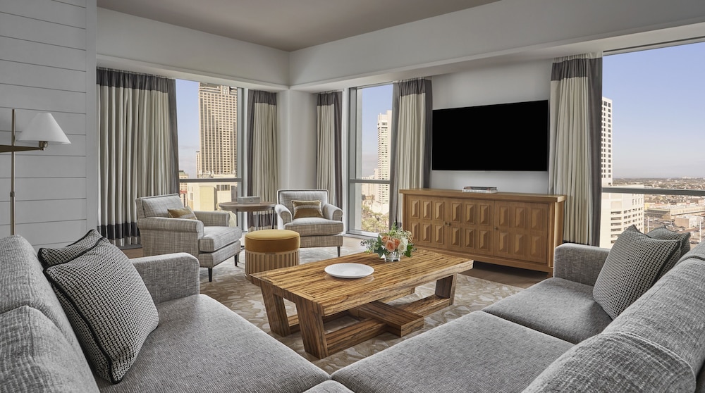 Four Seasons Hotel New Orleans - photo 11