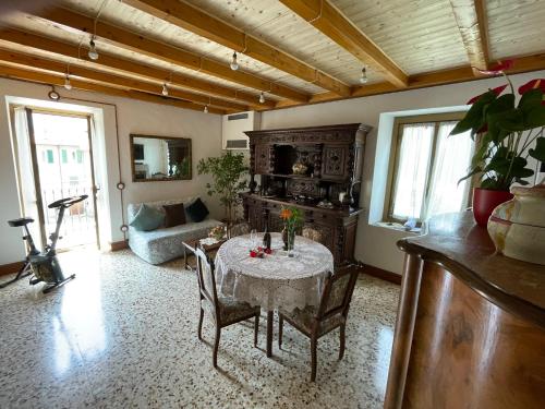 MaMa's Home — 4-Star Luxury Hotel in Abbadia Lariana, Italy