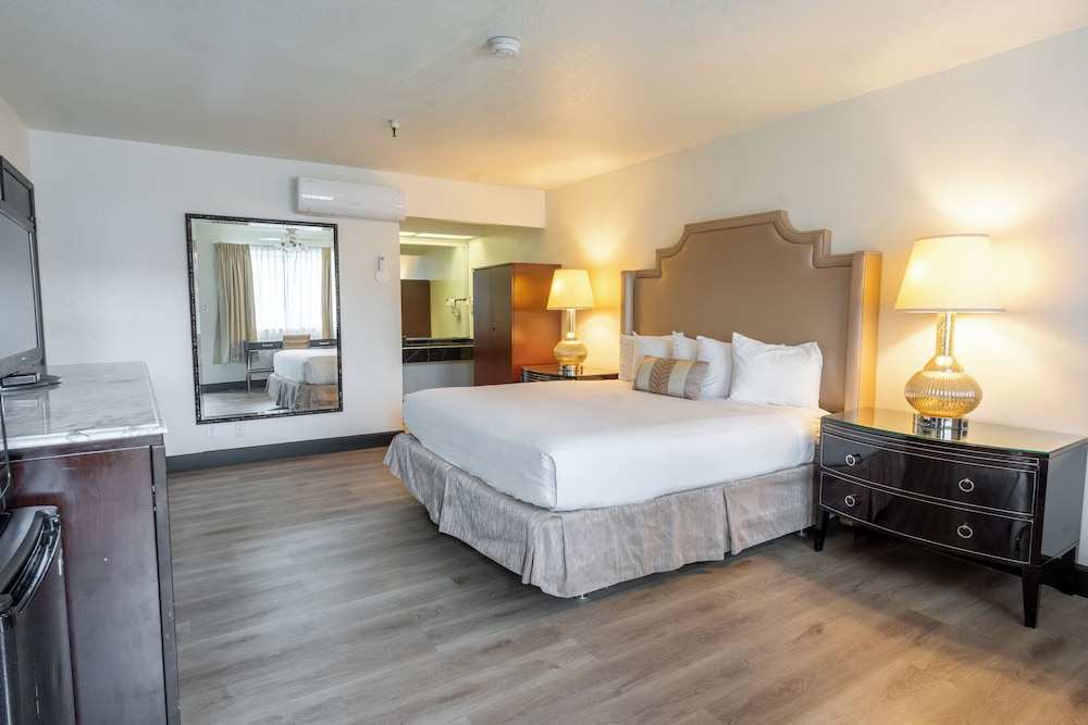 Sands Inn & Suites - photo 25